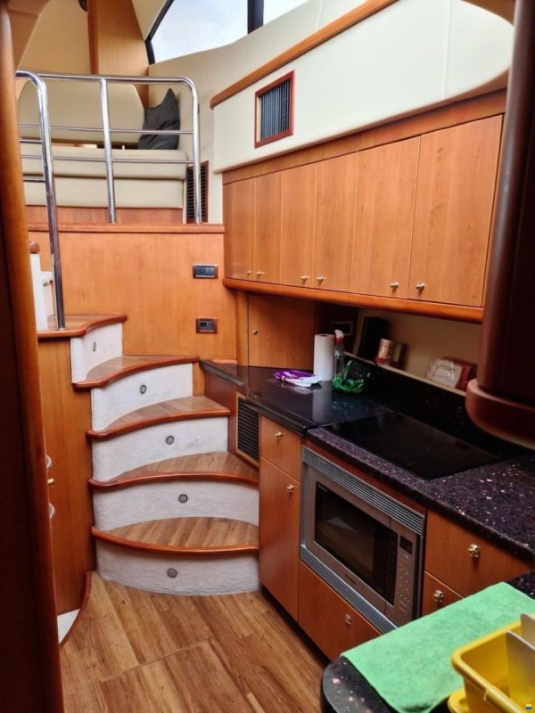 Sunseeker Manhattan 52