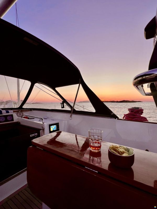 Nautors Swan 57cc