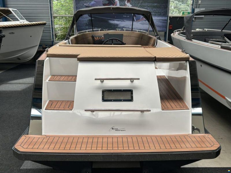 Maxima 630 Tender