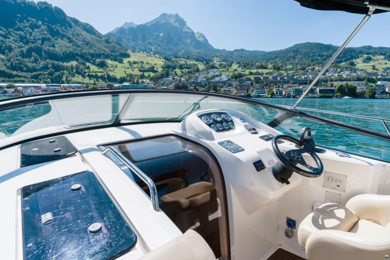 Bavaria S 28
