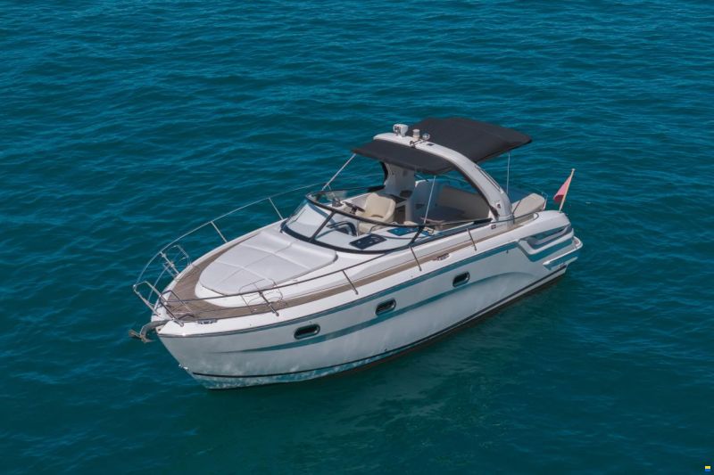 Bavaria S 28