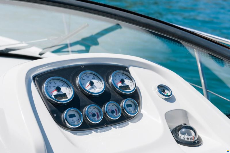 Bavaria S 28
