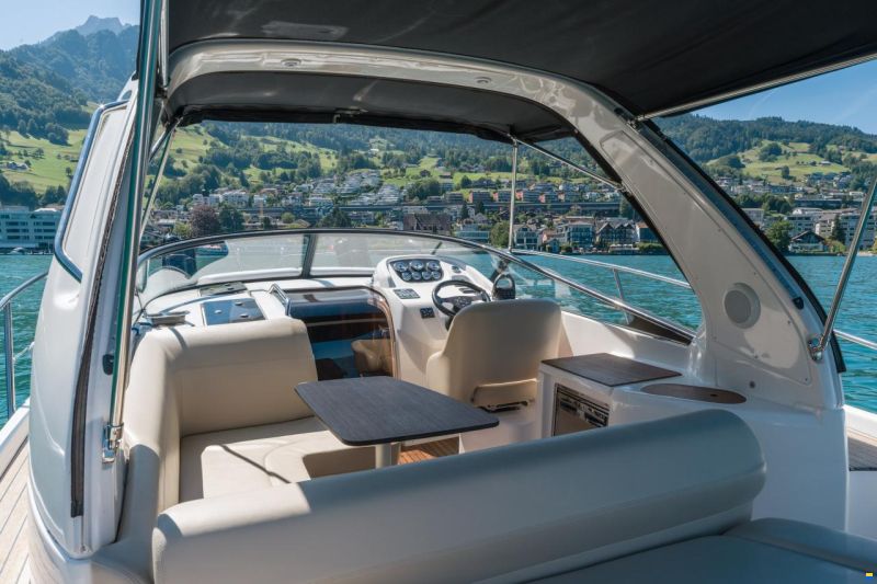 Bavaria S 28