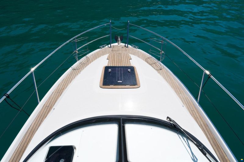 Bavaria S 28
