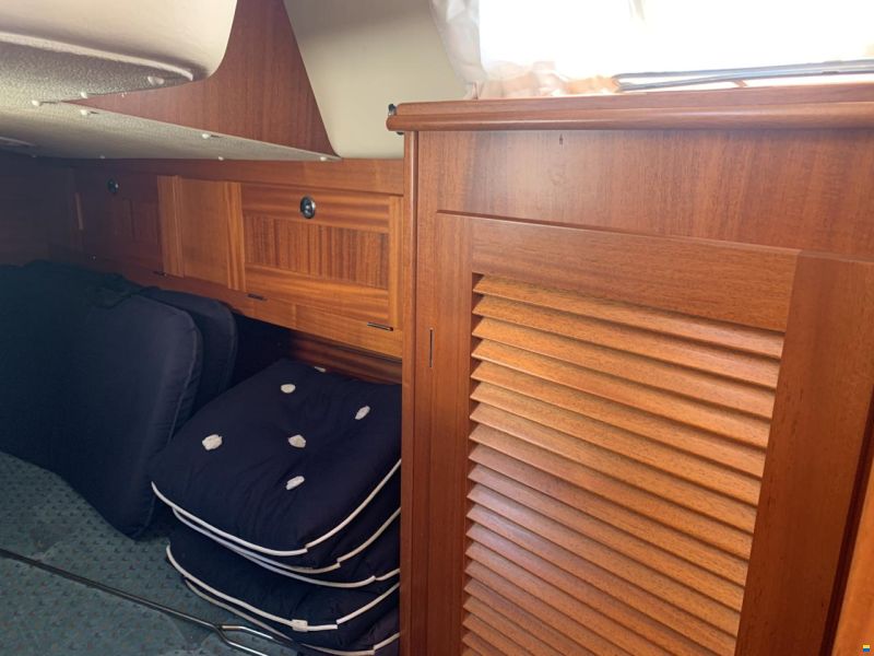 Hallberg-Rassy 34