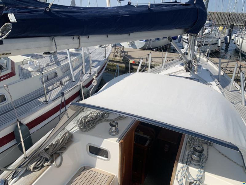 Hallberg-Rassy 34