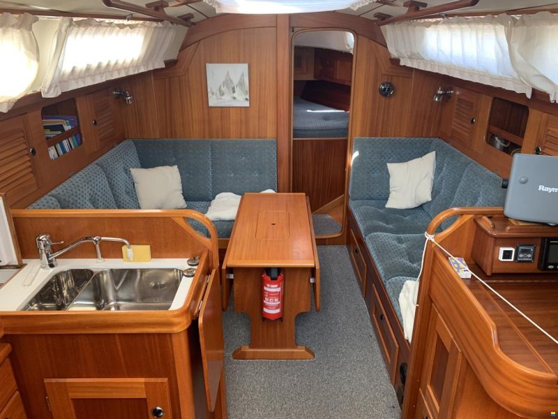 Hallberg-Rassy 34