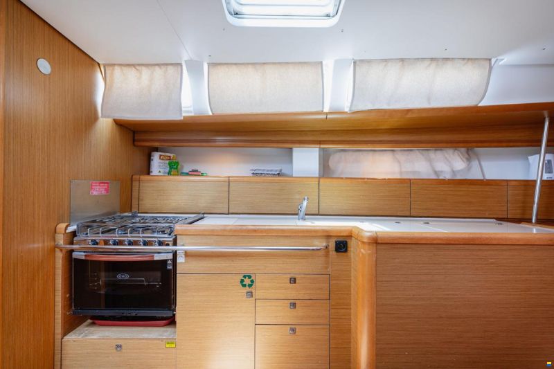 Jeanneau 49i