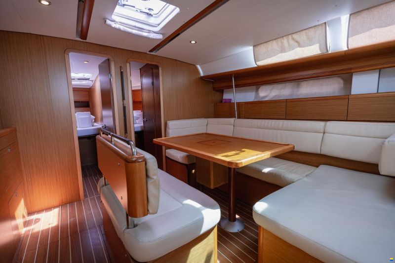Jeanneau 49i