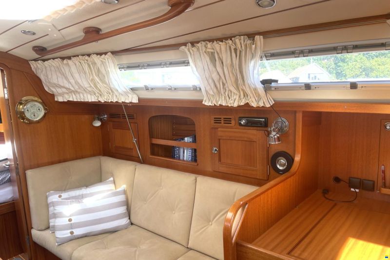 Hallberg-Rassy 342