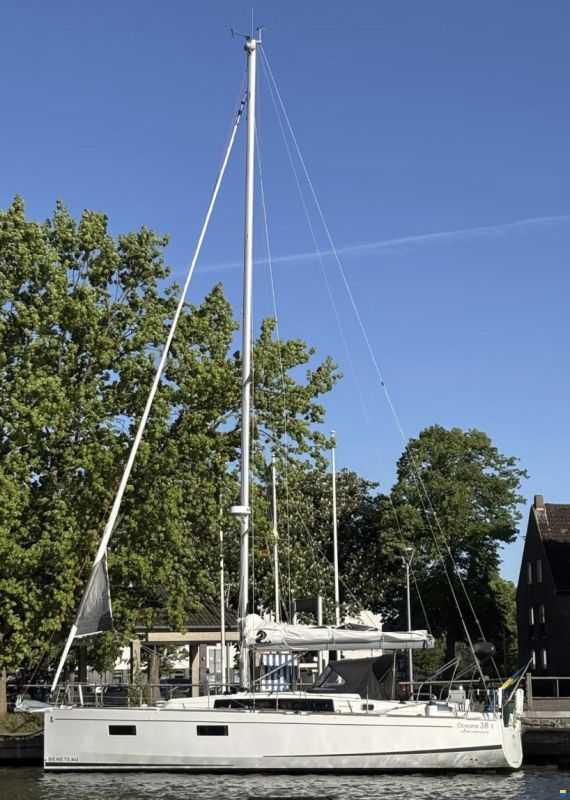 Beneteau 38.1 Performance