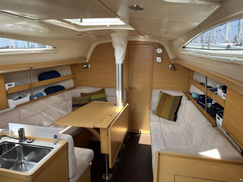 Elan 340