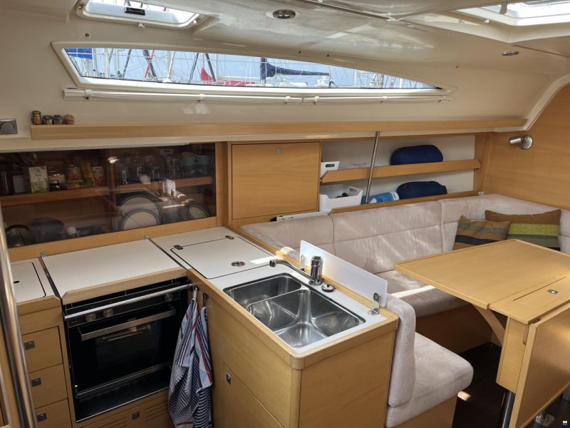 Elan 340