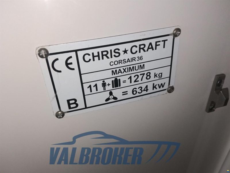 Chris Craft CORSAIR 36