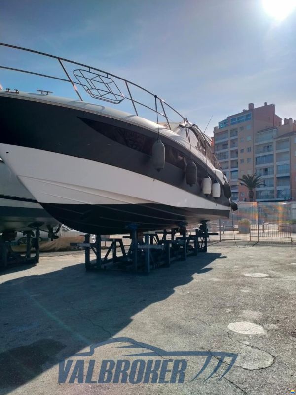 Galeon 445 HTS