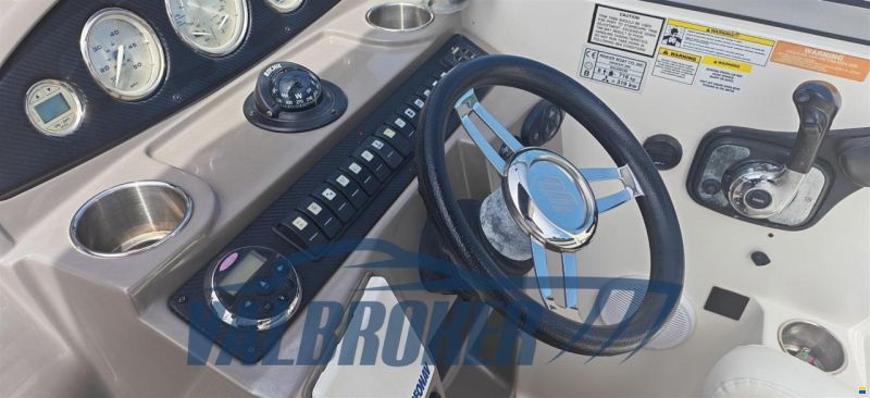 Rinker 280