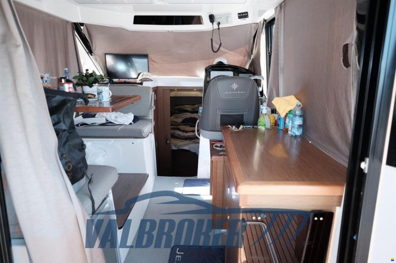 Jeanneau Merry Fisher 895