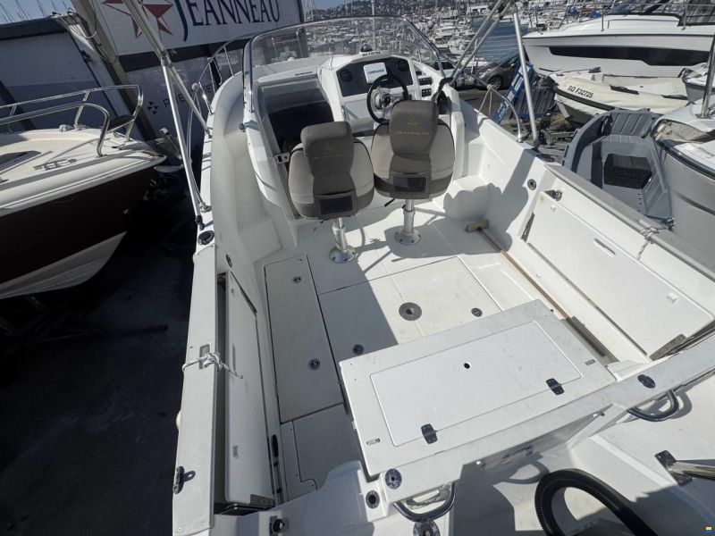Jeanneau CAP CAMARAT 7.5 WA Serie 2