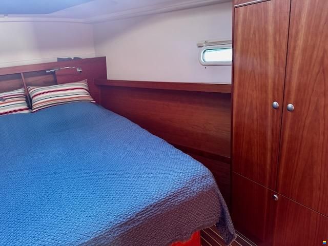 Hanse 455 "Queen B" - 2017