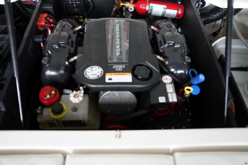 Regal LS2 BOWRIDER