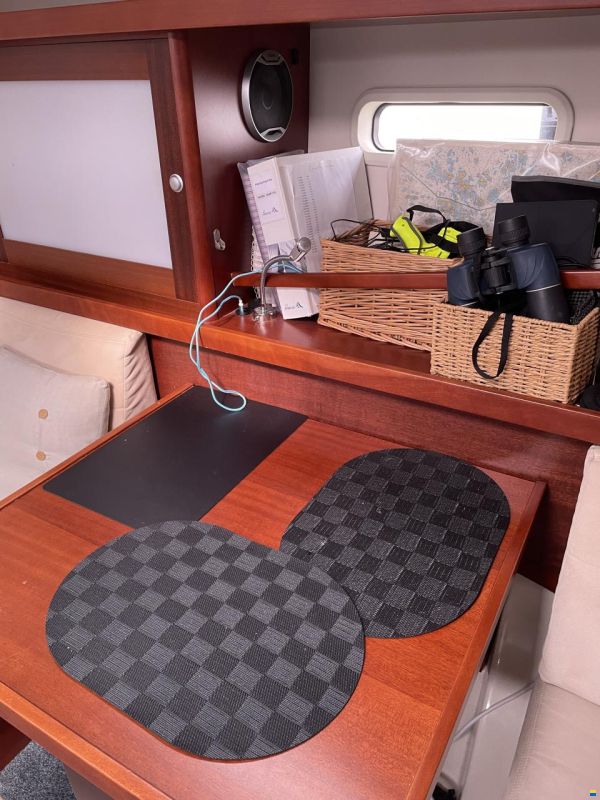 Hanse 400