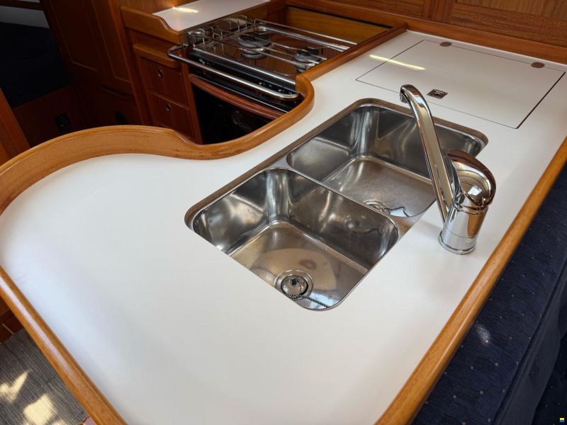 Arcona 370