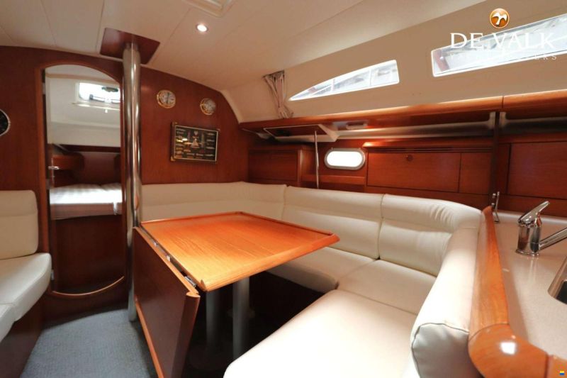Jeanneau Sun Odyssey 37