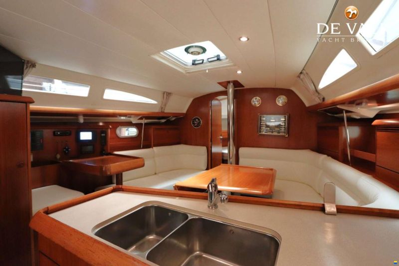Jeanneau Sun Odyssey 37