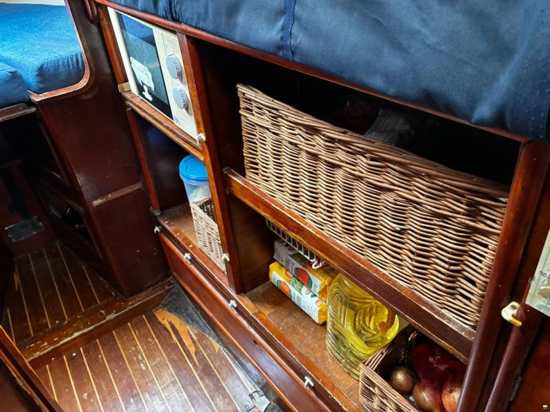 Oyster 435 Ketch