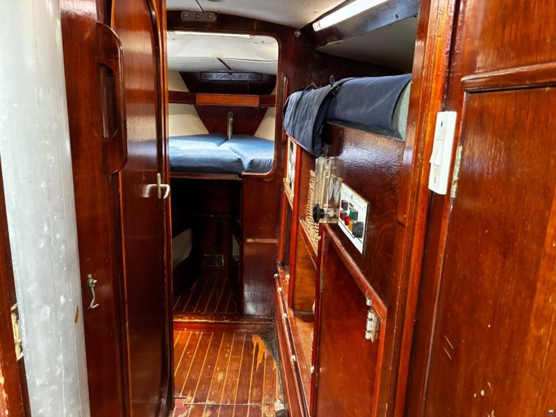 Oyster 435 Ketch