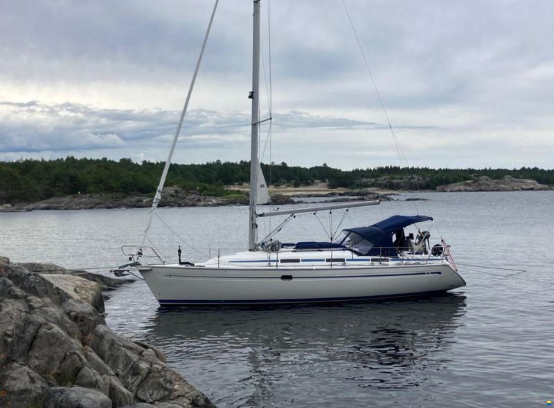 Bavaria 37