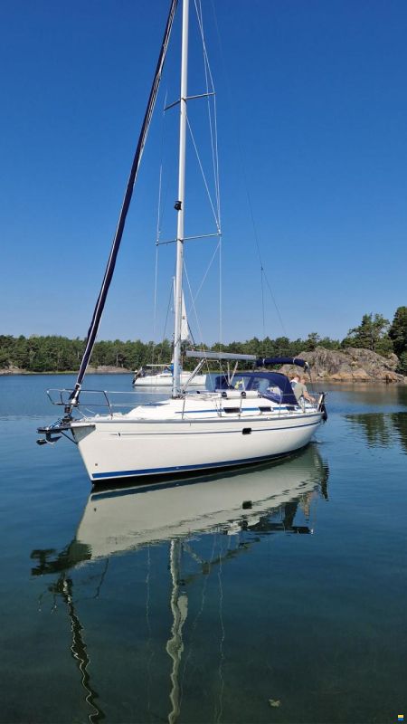 Bavaria 37