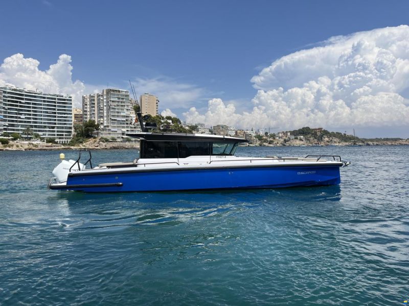 Axopar 37 Cross Cabin
