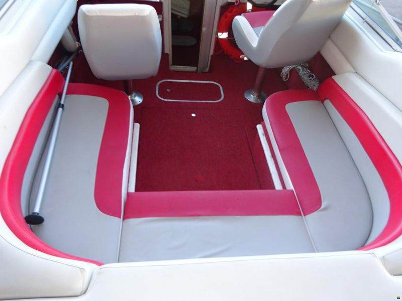 Chris Craft 228 Concept Cuddy