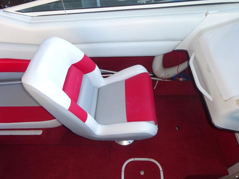 Chris Craft 228 Concept Cuddy