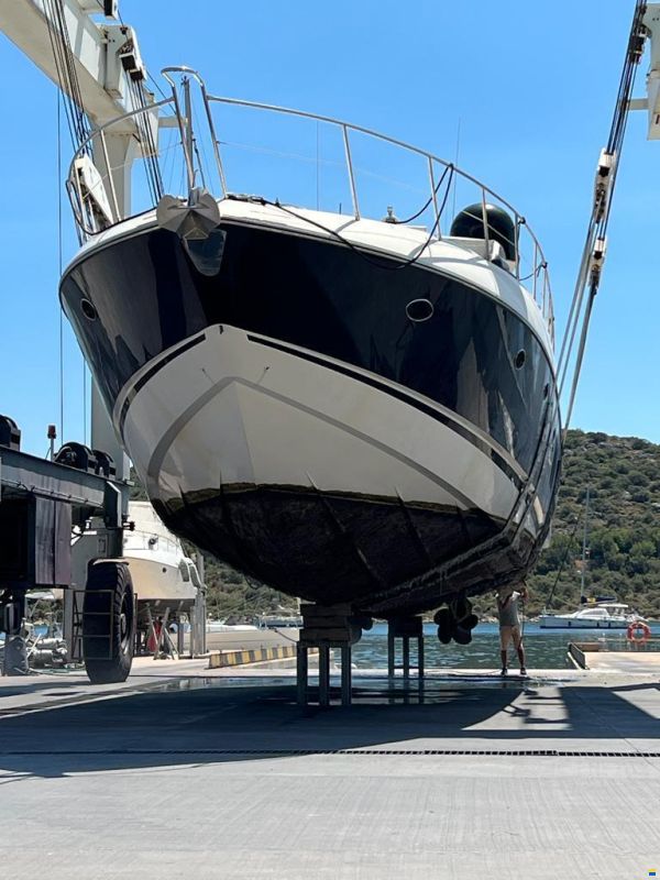 Sunseeker Predator 72