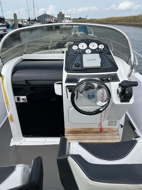 Ranieri Voyager 23 S