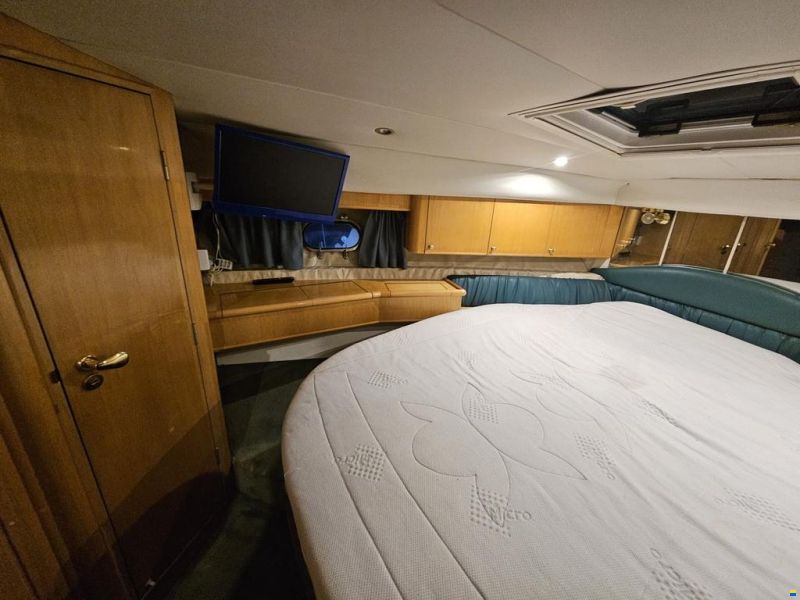 Fairline Phantom 37 Fly