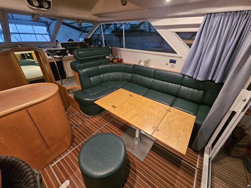 Fairline Phantom 37 Fly