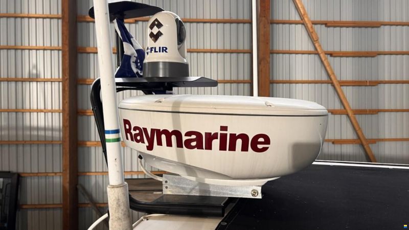 Axopar 28 Cabin
