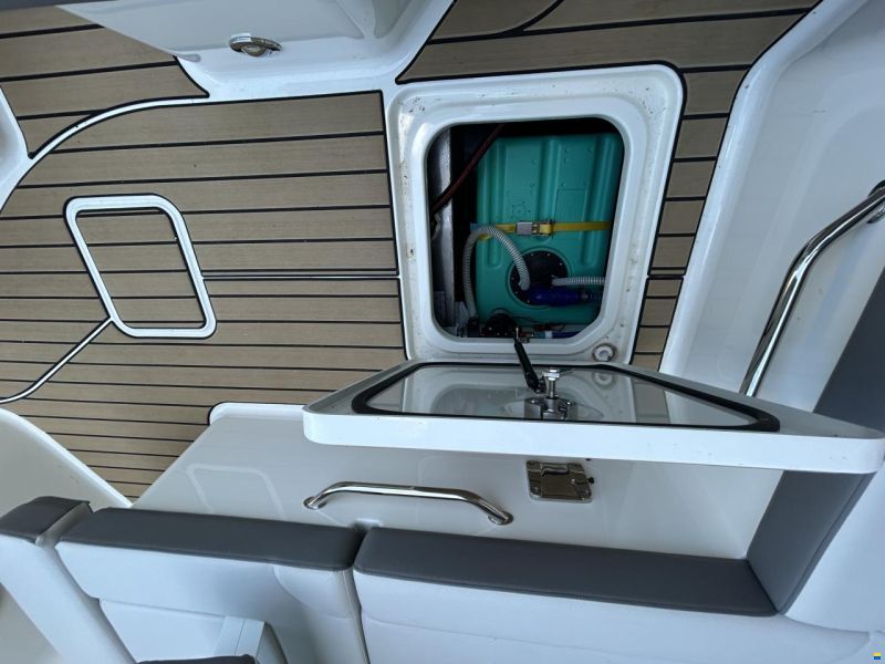 Sea Ray 230 SDSE Surf