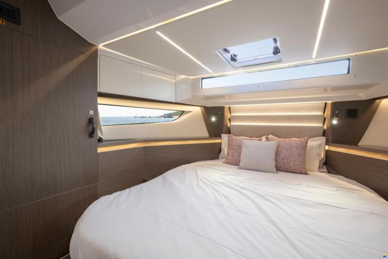 Jeanneau Merry Fisher 12.95 Coupè