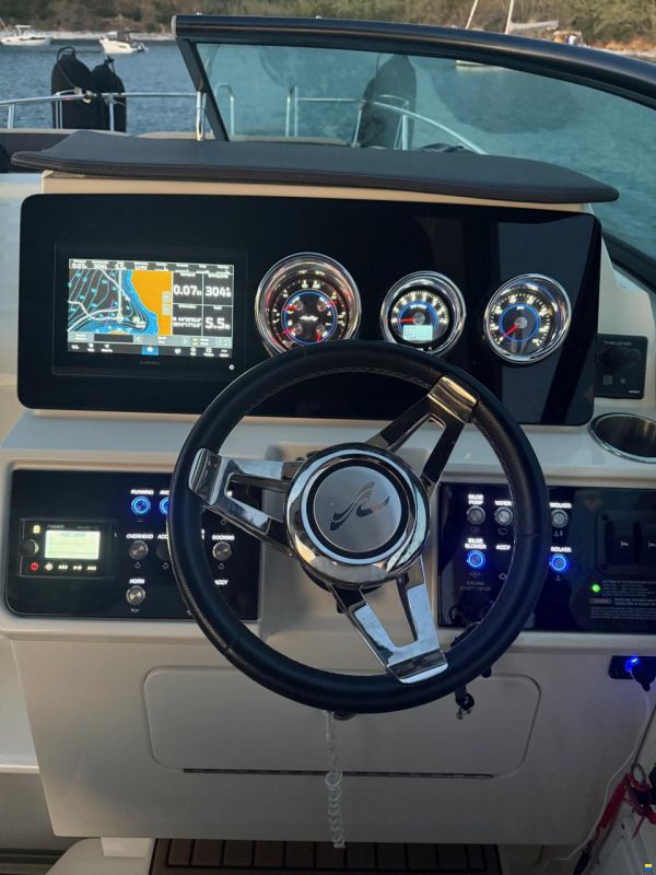 Sea Ray Sundancer 265