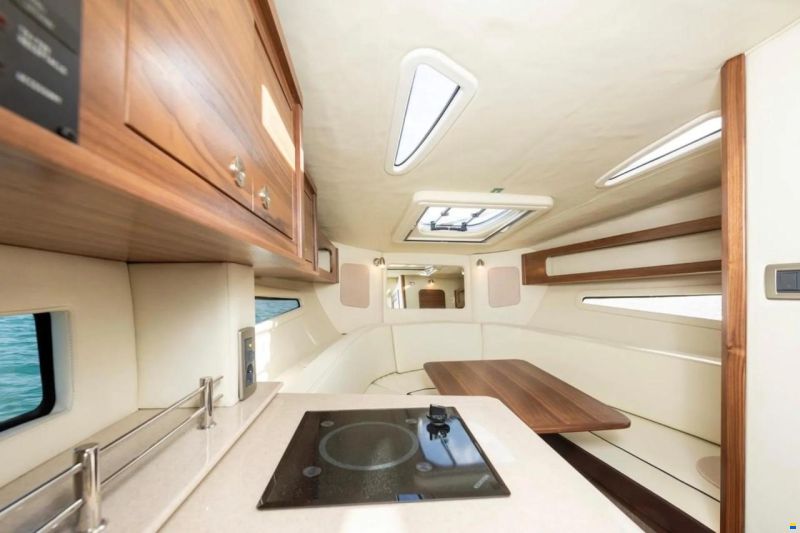 Sea Ray Sundancer 265