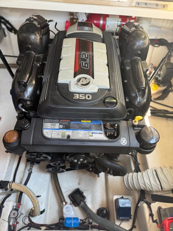 Sea Ray Sundancer 265