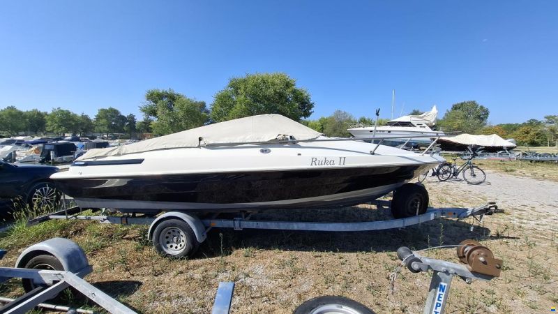 Maxum 2000 SC