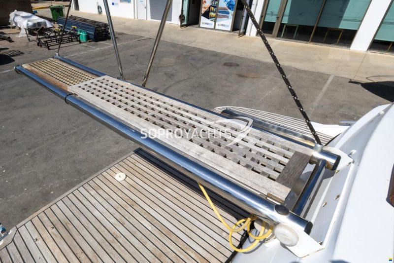 Beneteau Antares 42