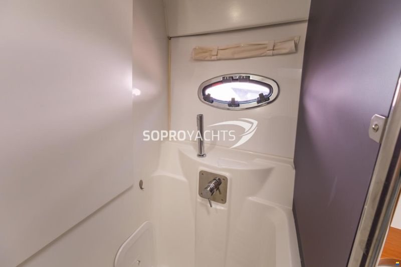 Beneteau Antares 42