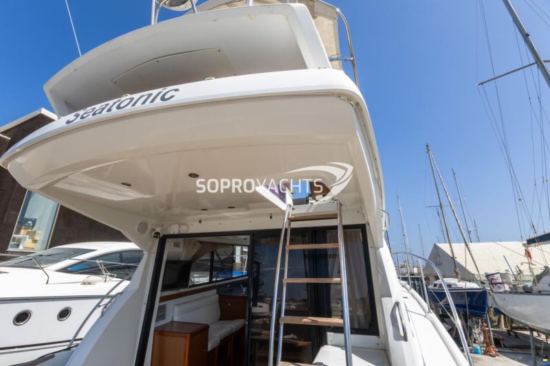 Beneteau Antares 42