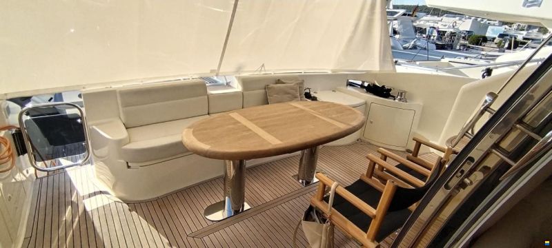 Azimut 55
